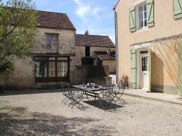 Boutique Holiday Home in Bouix With Garden