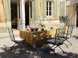 Boutique Holiday Home in Bouix With Garden
