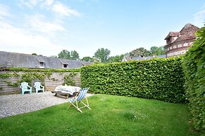 Spacious Cottage With Private Garden in Normandy
