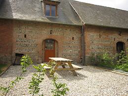 Spacious Cottage With Private Garden in Normandy