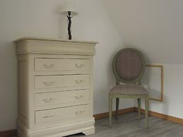 Spacious Cottage With Private Garden in Normandy