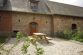 Spacious Cottage With Private Garden in Normandy