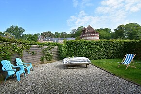 Spacious Cottage With Private Garden in Normandy