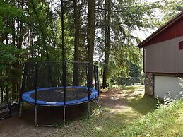 Lively Holiday Home With Garden, Barbecue, Garden Furniture