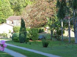 Chic Holiday Home in Siorac-en-perigord With