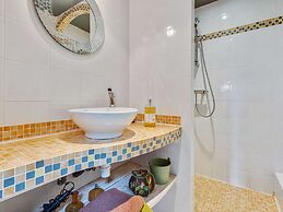 Elegant Appartment in Niderviller Near Forest, France