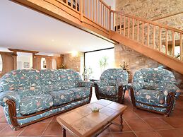 Spacious Holiday Home in Besse With Swimming Pool