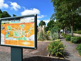 Unique Holiday Home in Saint-honore-les-bains With Garden