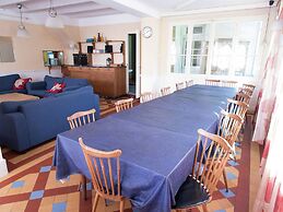 Unique Holiday Home in Saint-honore-les-bains With Garden