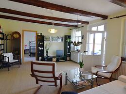 Modern Apartment in a Listed Villa With Beautiful View From Balcony