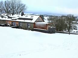Modern Cottage in Vaux-sur-sure With Sauna