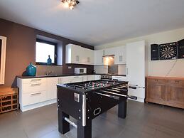 Modern Cottage in Vaux-sur-sure With Sauna