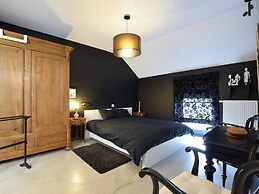 Modern Cottage in Vaux-sur-sure With Sauna