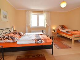 Holiday Home not far From the Small Town of Durbuy