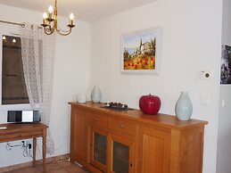 Inviting Villa in Saint Paul Trois Chateaux With Pool