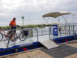 Restful Holiday Home in Grou With Terrace and Garden