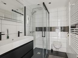 Restful Holiday Home in Grou With Terrace and Garden