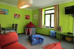 Large and Spacious Holiday Home for Large Groups