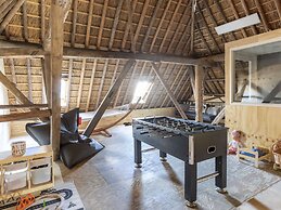 Luxuriously Restored Farmhouse With Trendy Interior Close to sea and F