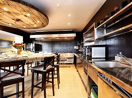 Fancy Holiday Home in Sainte-cecile With Pool House & Indoor Pool