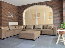 Spacious Mansion in Swolgen With Garden