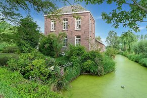 Spacious Mansion in Swolgen With Garden