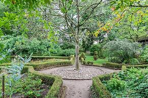 Spacious Mansion in Swolgen With Garden