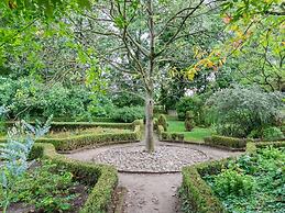 Spacious Mansion in Swolgen With Garden