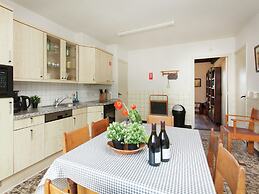 Spacious Mansion in Swolgen With Garden