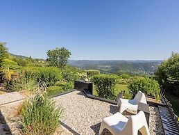 Mesmerising Villa in Les Vans With Private Pool