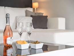 Luxurious Villa in Saint Genies de Fontedit With Heated Pool