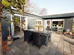 Cozy Cottage in Bergen With Terrace
