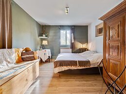 Holiday Home in Auvergne With Roofed Garden and Terrace