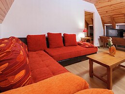 Holiday Home in Auvergne With Roofed Garden and Terrace