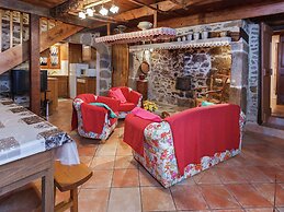 Holiday Home in Auvergne With Roofed Garden and Terrace