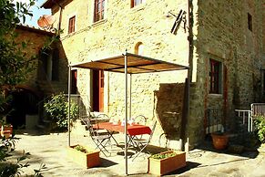 Pleasant Holiday Home in Reggello With Pool