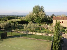 Pleasant Holiday Home in Reggello With Pool