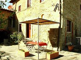 Pleasant Holiday Home in Reggello With Pool