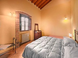 Pleasant Holiday Home in Reggello With Pool