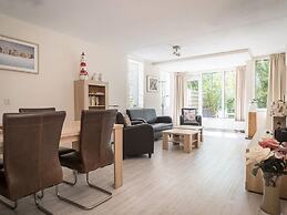 Well-kept Apartment, a Stone's Throw From the sea on Texel