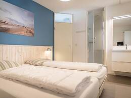 Well-kept Apartment, a Stone's Throw From the sea on Texel