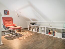 Well-kept Apartment, a Stone's Throw From the sea on Texel