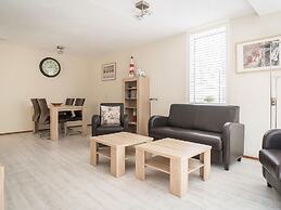 Well-kept Apartment, a Stone's Throw From the sea on Texel