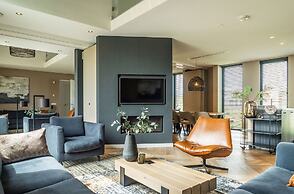 Semi-detached, Luxury Villa With 3 Bathrooms, sea at 400 m