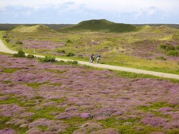 Semi-detached, Luxury Villa With 3 Bathrooms, sea at 400 m