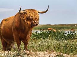 Semi-detached, Luxury Villa With 3 Bathrooms, sea at 400 m