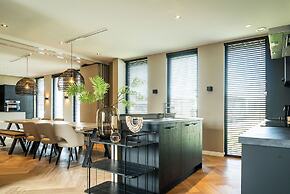 Semi-detached, Luxury Villa With 3 Bathrooms, sea at 400 m