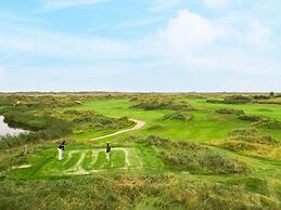 Semi-detached, Luxury Villa With 3 Bathrooms, sea at 400 m