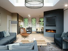 Semi-detached, Luxury Villa With 3 Bathrooms, sea at 400 m