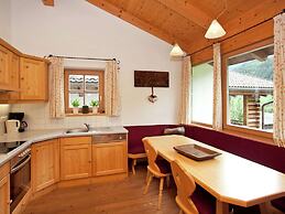 Luxurious Chalet With Sauna in Konigsleiten